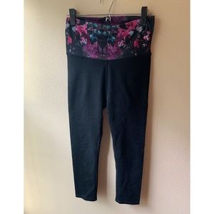 Fabletics Capri Fold-Over Black Leggings- XS
